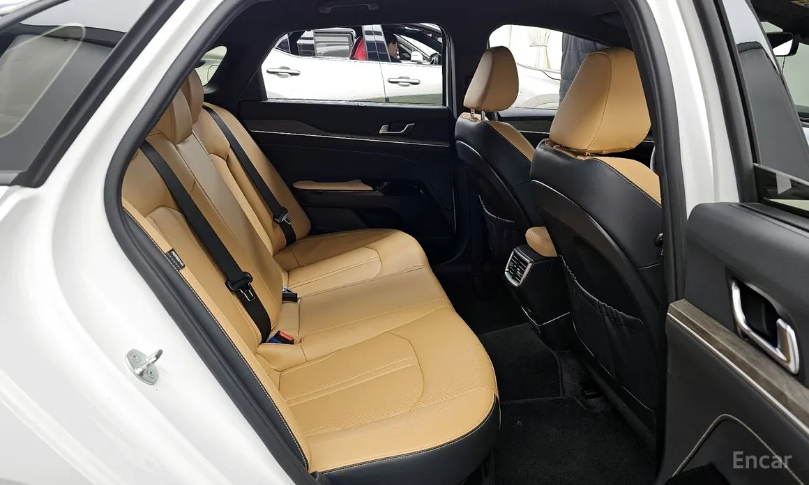 Фото 12 - Kia K5