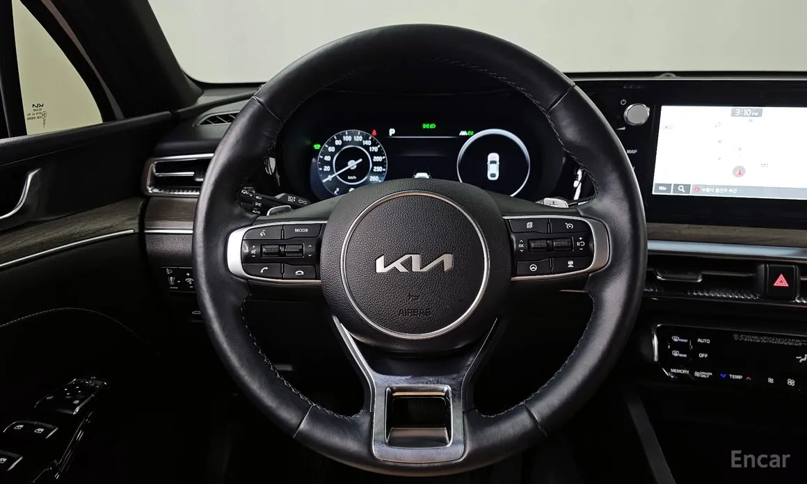 Фото 13 - Kia K5