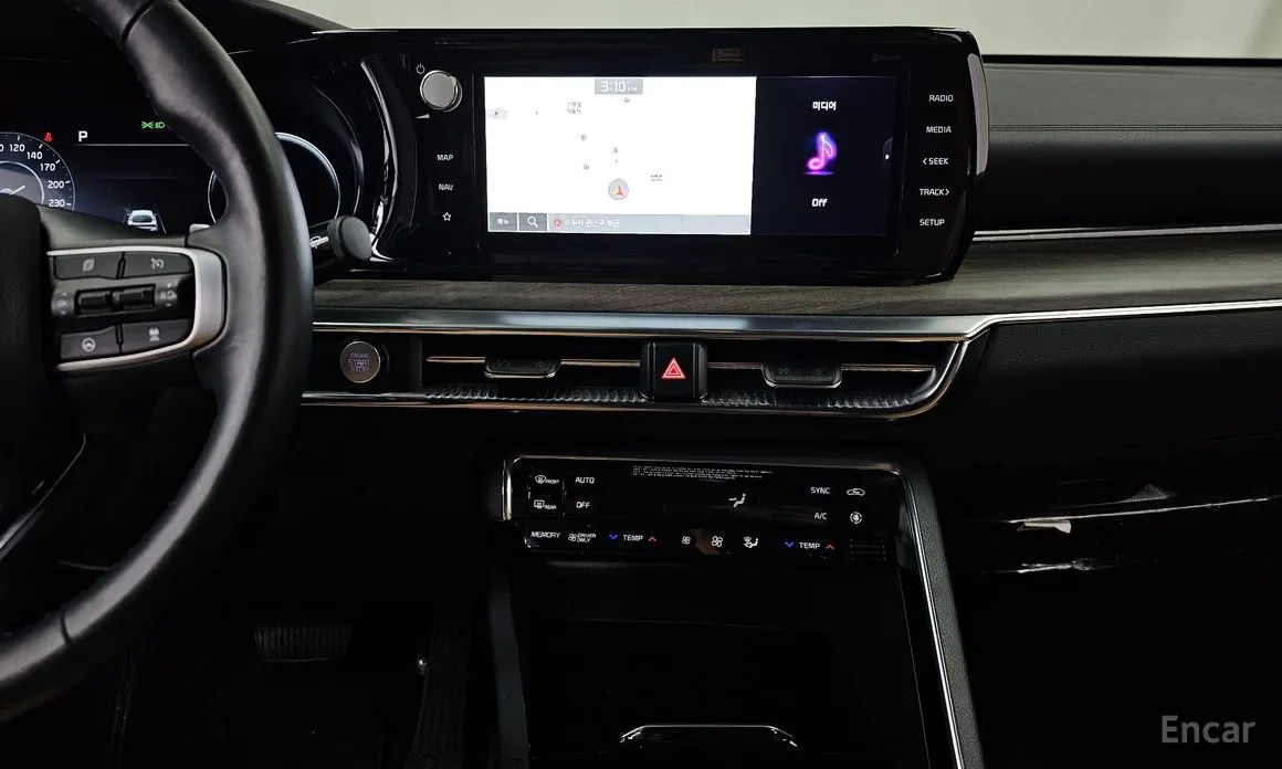 Фото 16 - Kia K5