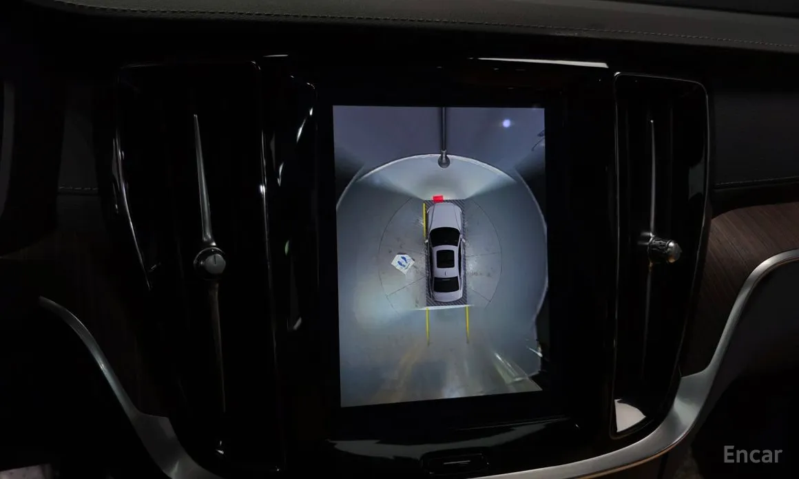 Фото 15 - Volvo S60