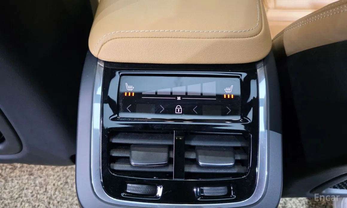 Фото 19 - Volvo S60