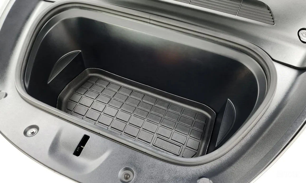 Photo 6 - Tesla Model Y