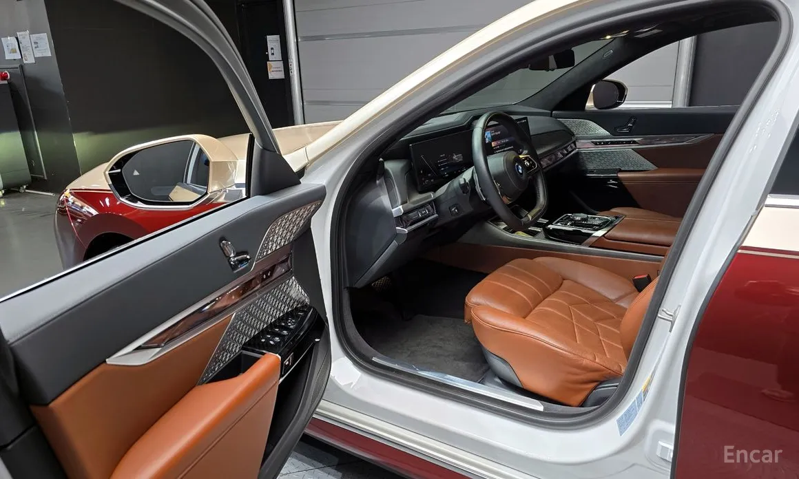 BMW 7 Series 2022 750e xDrive Design Pure Excellence