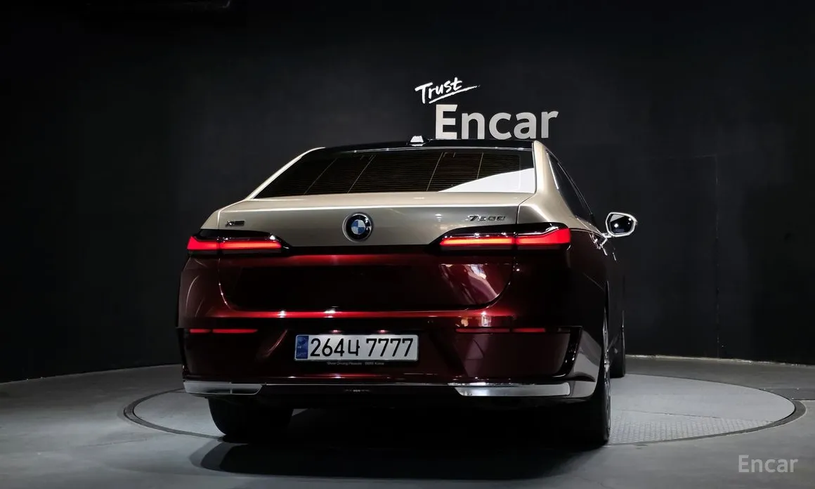BMW 7 Series 2022 750e xDrive Design Pure Excellence