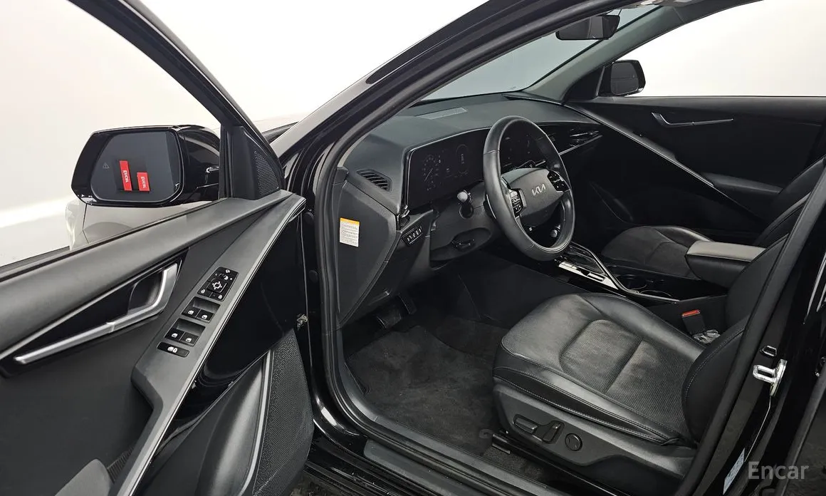 Фото 10 - Kia Niro