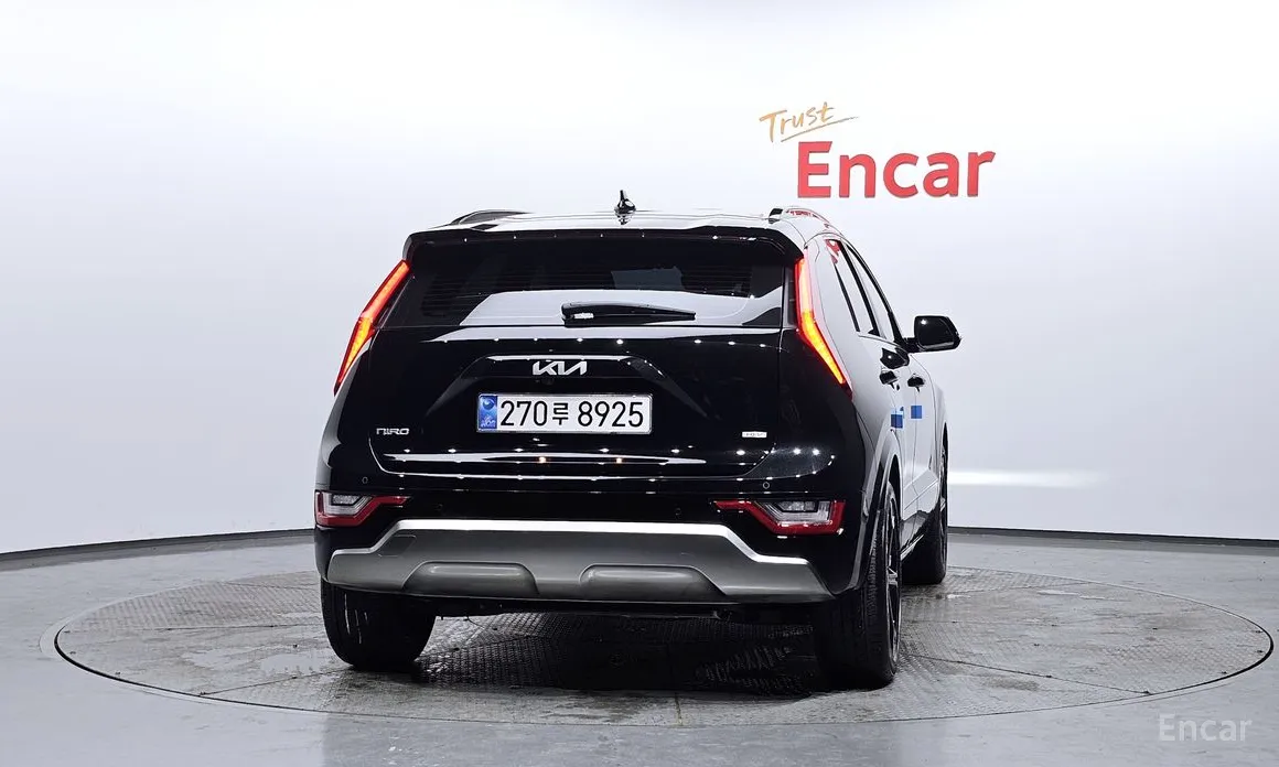 Фото 4 - Kia Niro