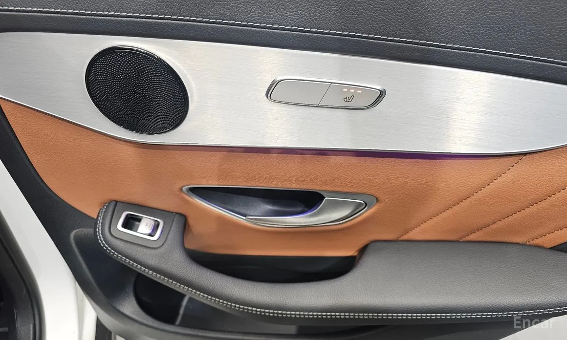 Фото 18 - Mercedes-Benz GLC-Class