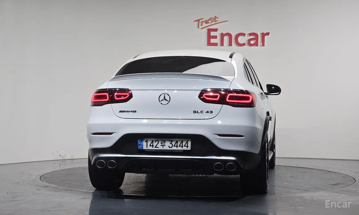 Фото 4 - Mercedes-Benz GLC-Class