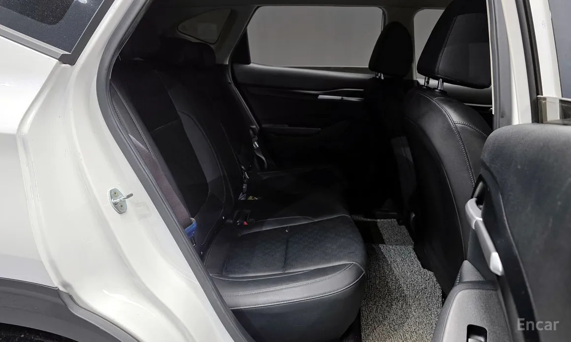 Фото 12 - Kia Seltos