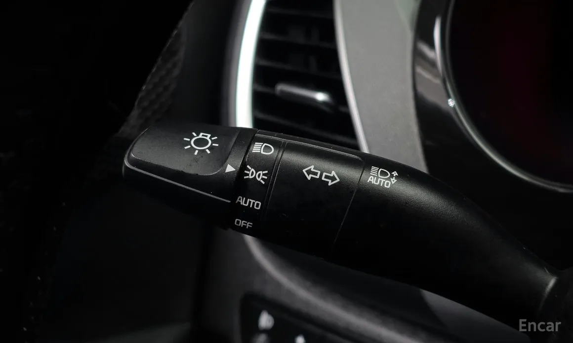 Фото 19 - Kia Seltos