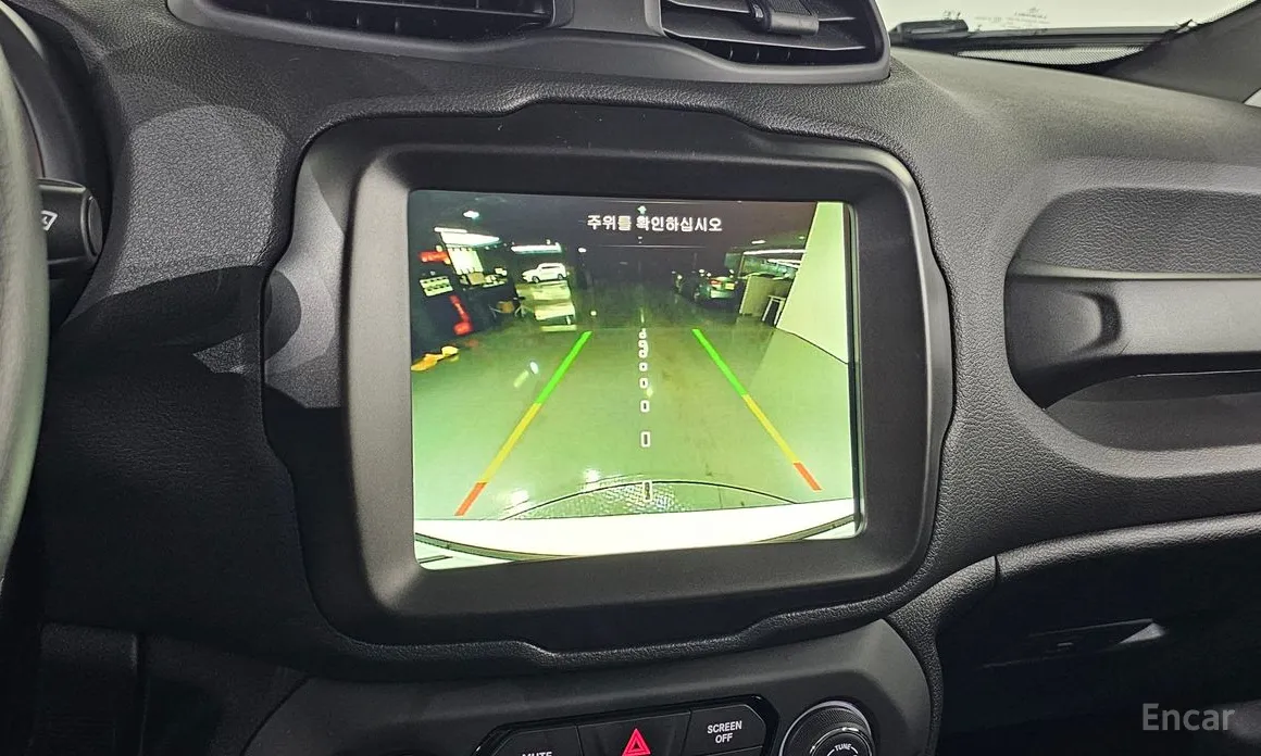 Фото 18 - Jeep Renegade