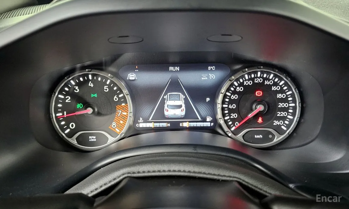 Фото 8 - Jeep Renegade