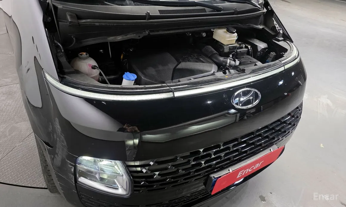 Фото 6 - Hyundai Staria