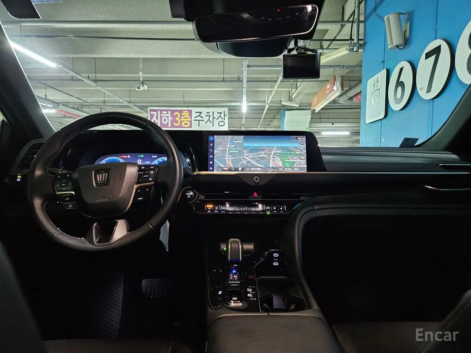 Фото 11 - Toyota Crown