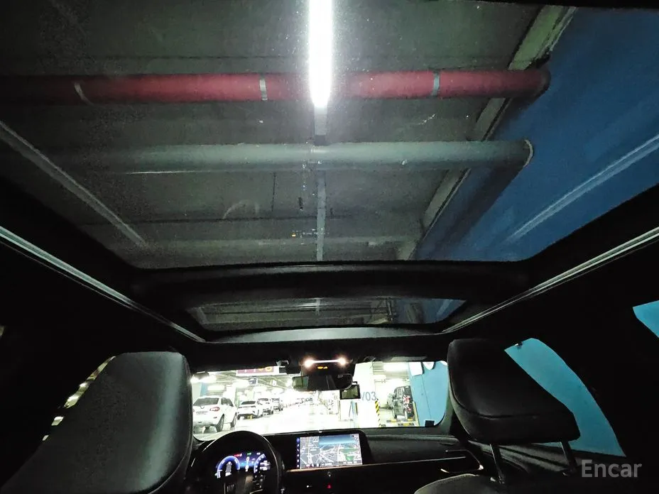 Фото 12 - Toyota Crown