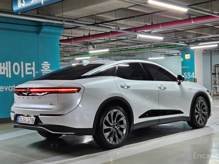 Фото 8 - Toyota Crown