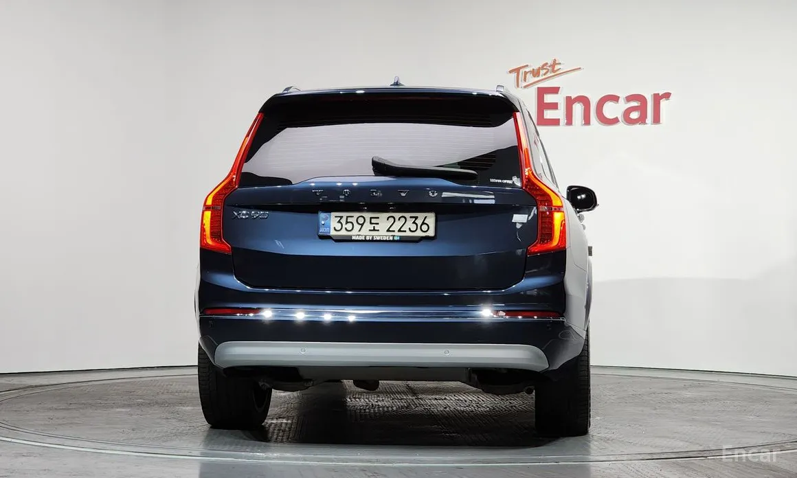 Фото 4 - Volvo XC90
