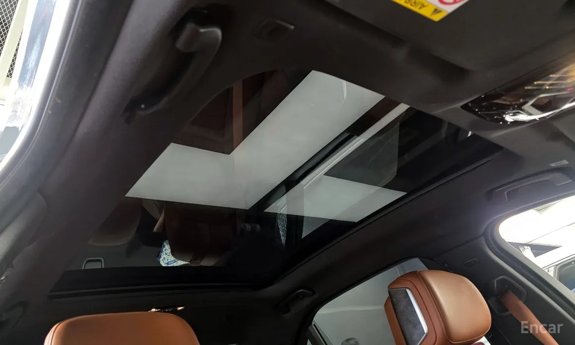 Фото 17 - BMW 7 Series