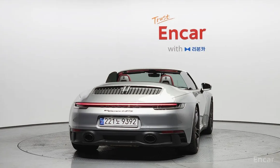 Фото 4 - Porsche 911