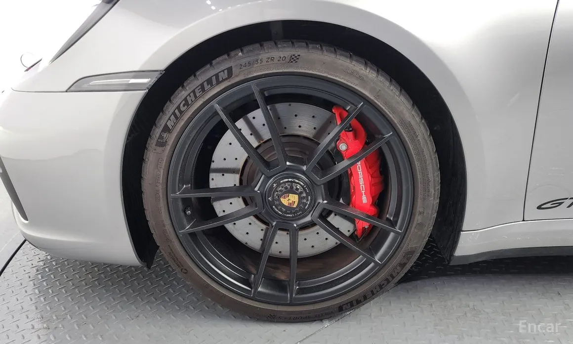 Фото 5 - Porsche 911