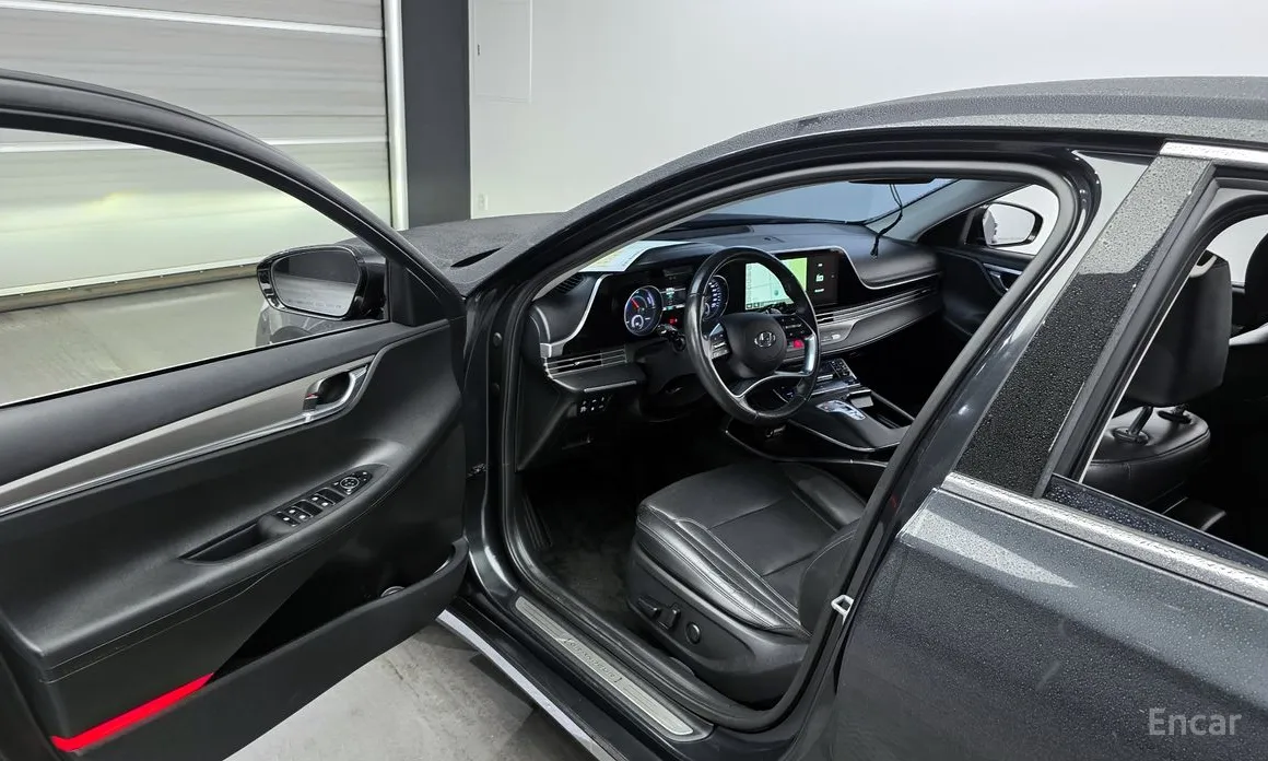 Фото 10 - Hyundai Grandeur