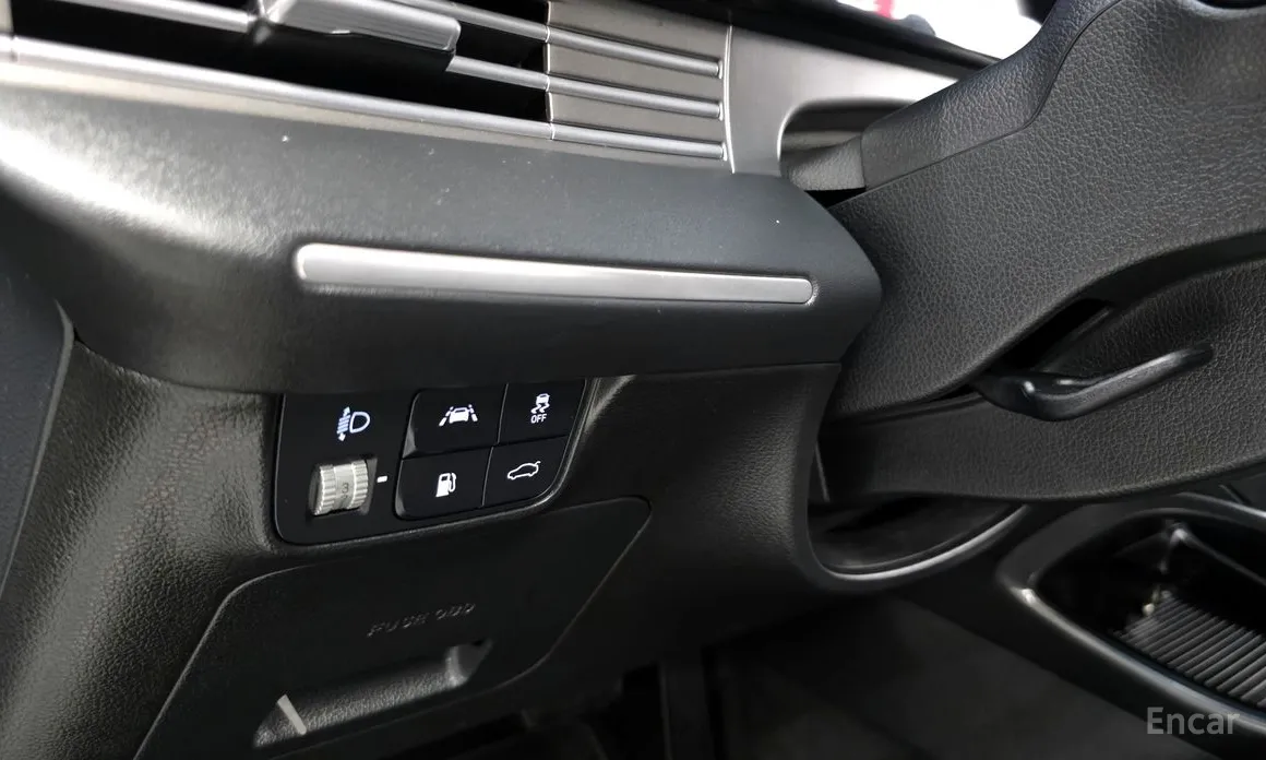 Фото 14 - Hyundai Grandeur