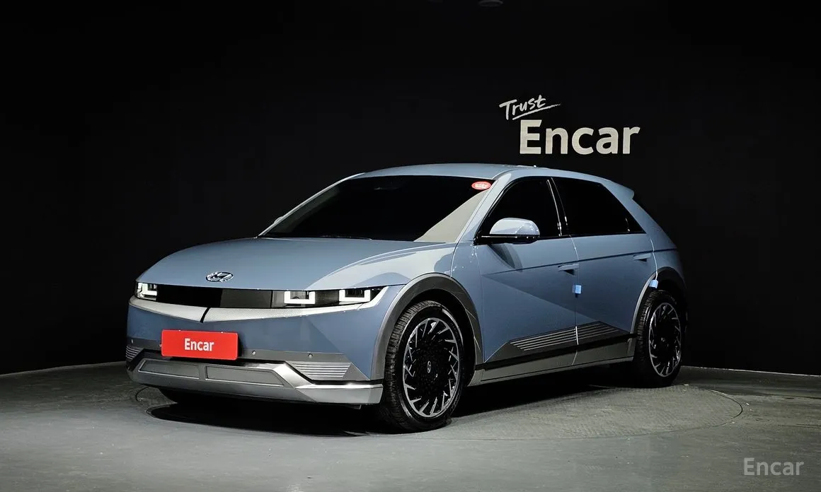 Photo 1 - Hyundai Ioniq 5