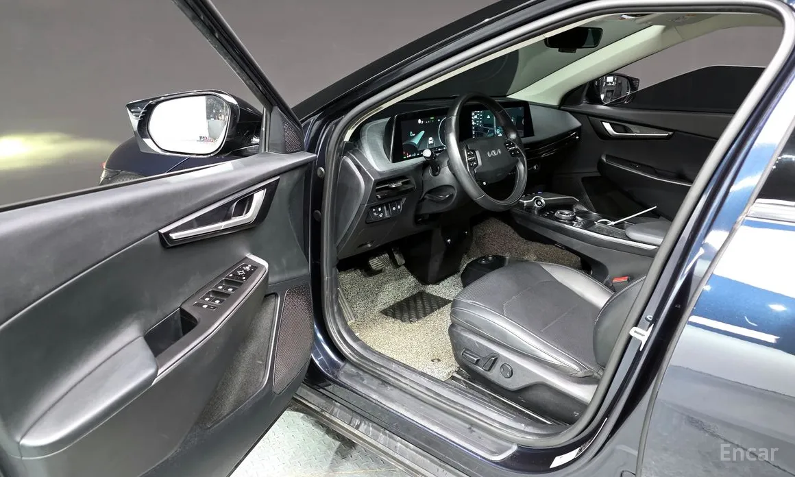 Фото 10 - Kia EV6