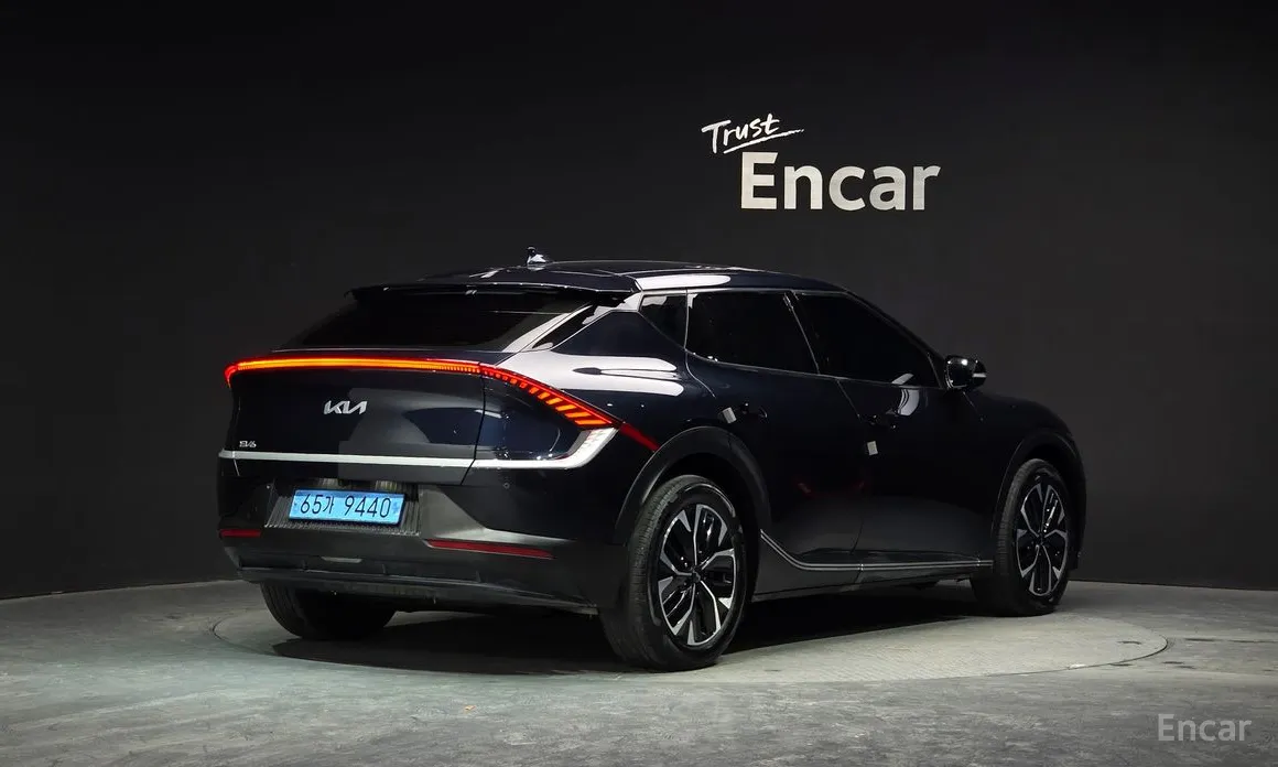 Фото 2 - Kia EV6