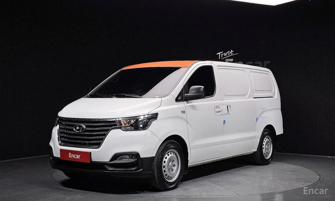 Фото 1 - Hyundai Starex