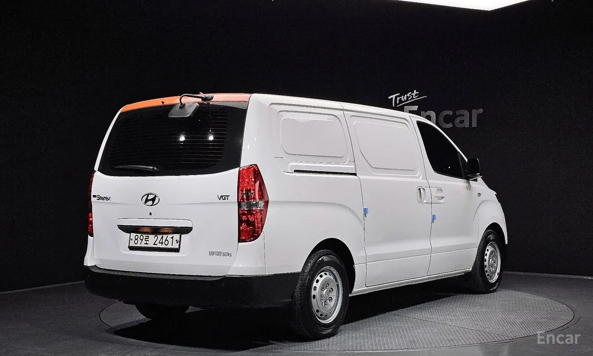 Фото 2 - Hyundai Starex