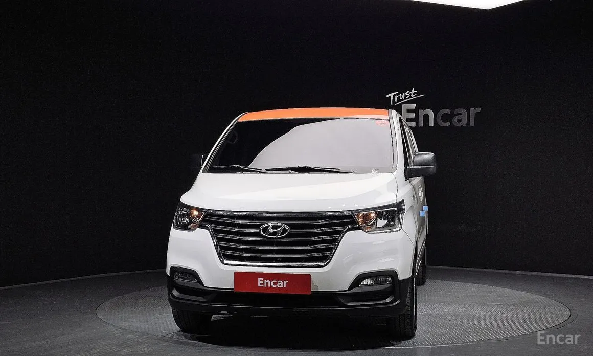 Фото 3 - Hyundai Starex