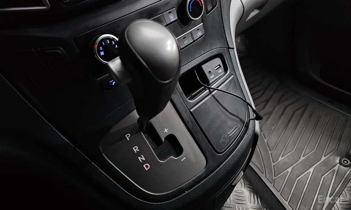 Фото 9 - Hyundai Starex