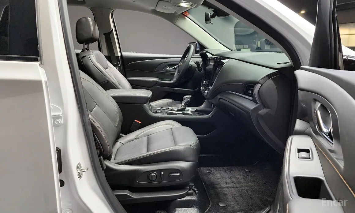 Фото 10 - Chevrolet Traverse