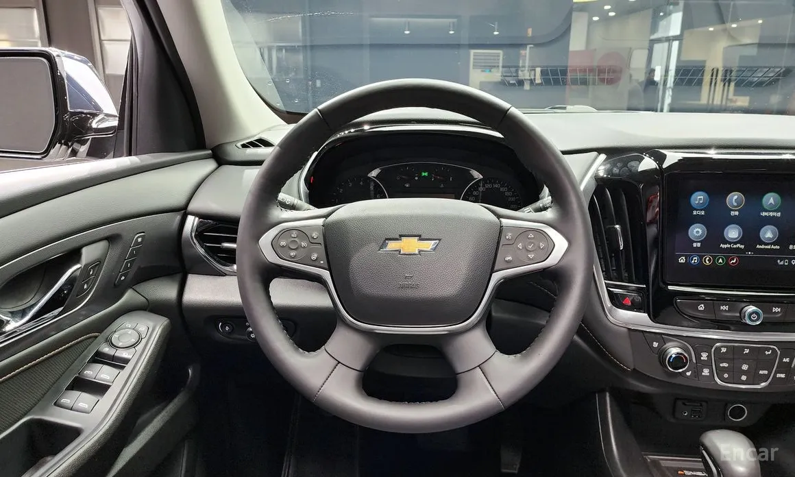 Фото 14 - Chevrolet Traverse