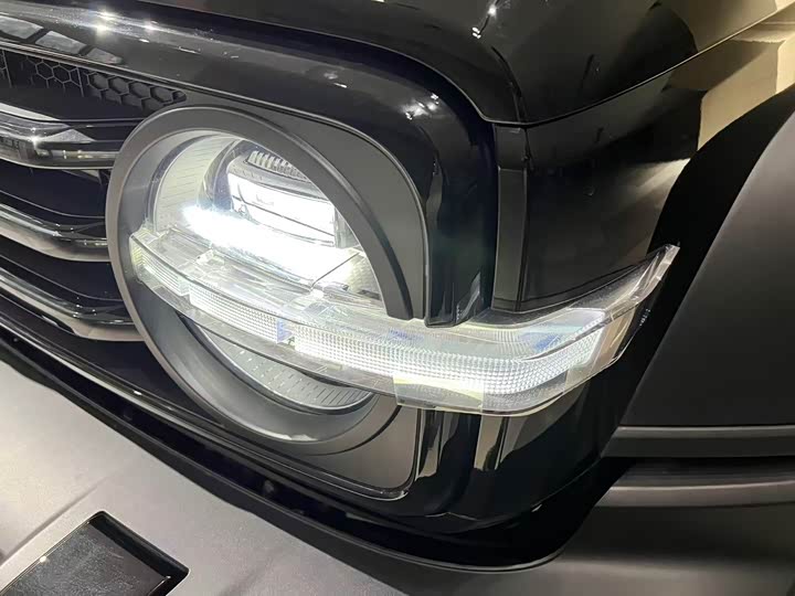 Фото 5 - Tank 300