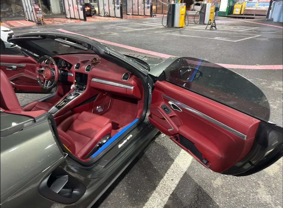 Фото 8 - Porsche 718