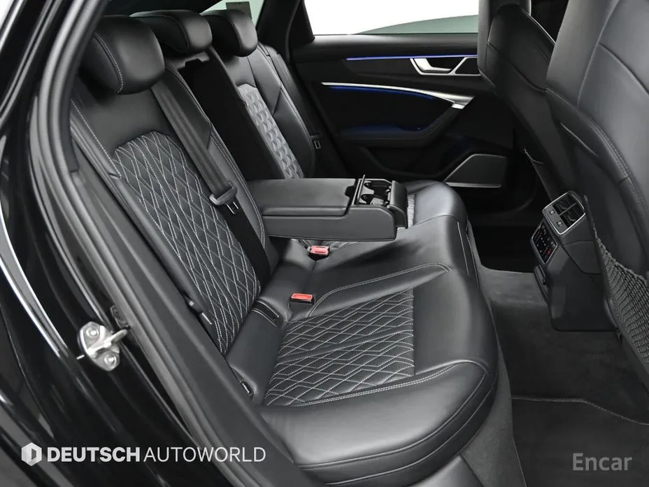 Фото 12 - Audi S6