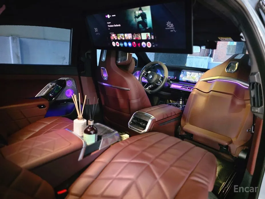 Фото 15 - BMW 7 Series