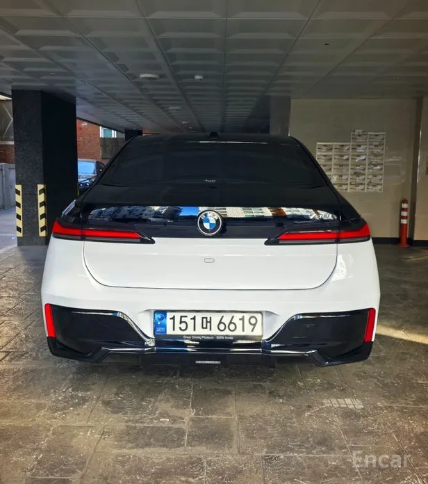 Фото 5 - BMW 7 Series