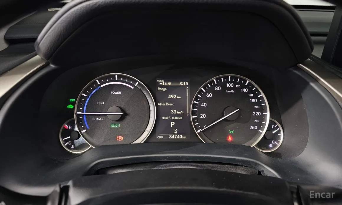 Фото 8 - Lexus RX