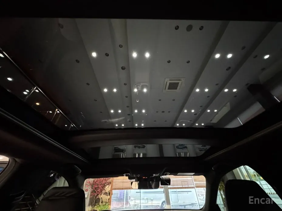 Фото 17 - Toyota Crown