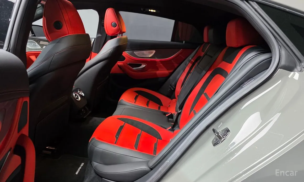 Photo 12 - Mercedes-Benz AMG GT