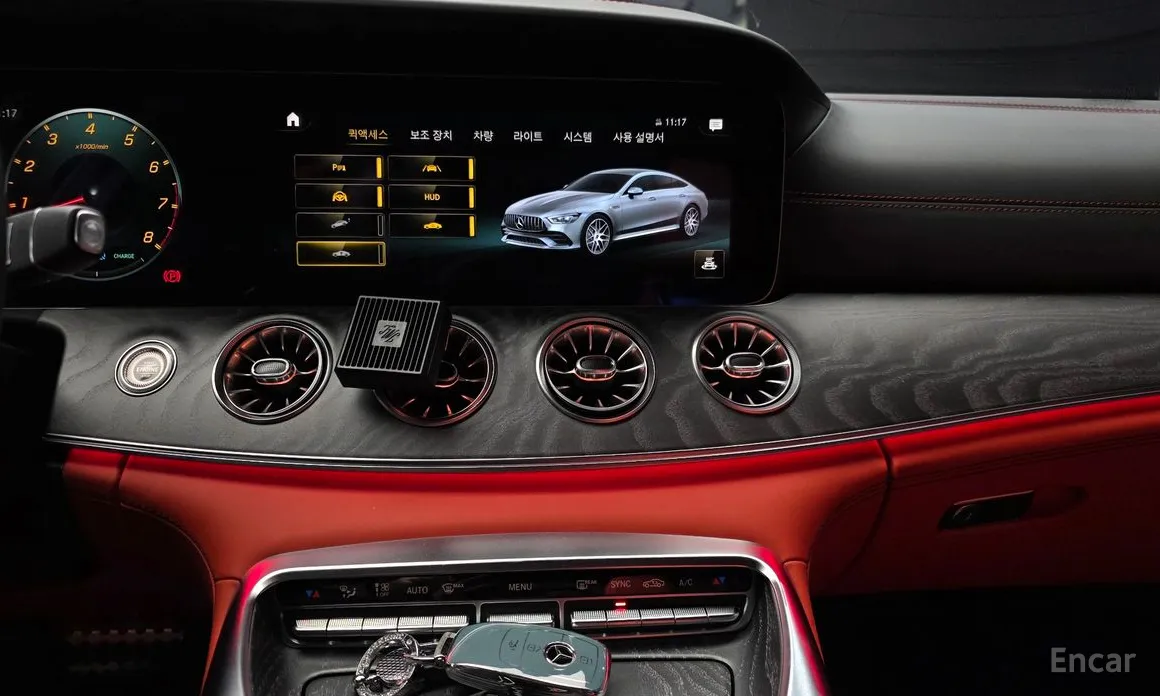 Photo 14 - Mercedes-Benz AMG GT