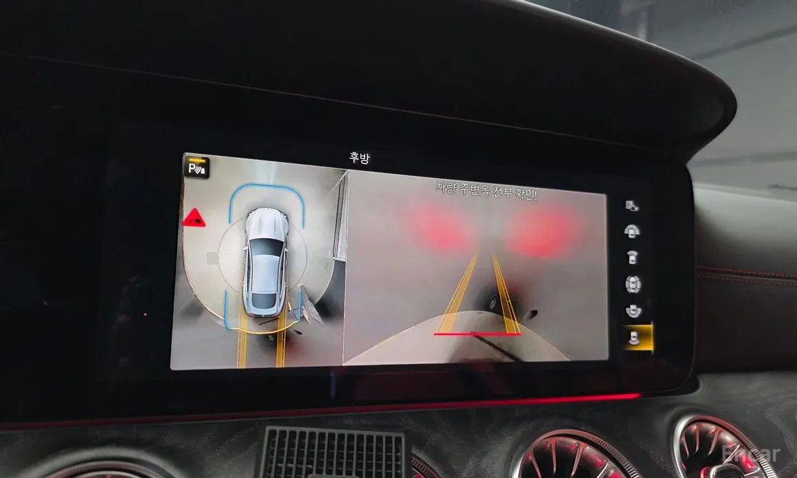 Photo 15 - Mercedes-Benz AMG GT