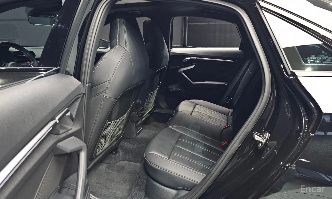 Фото 12 - Audi S3