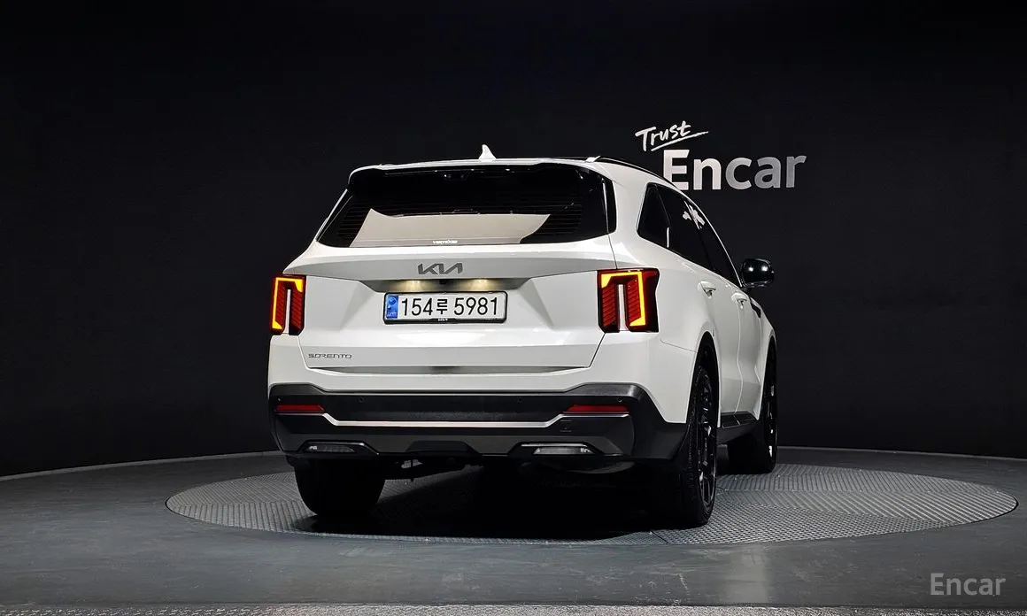 Фото 4 - Kia Sorento