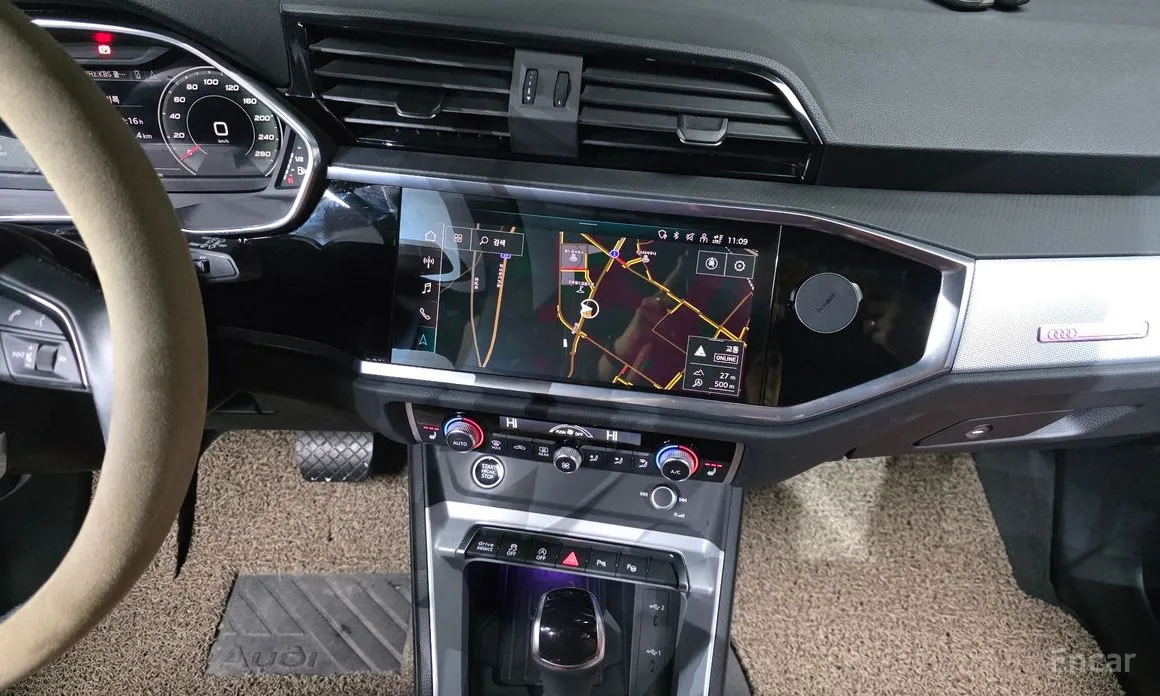 Фото 15 - Audi Q3