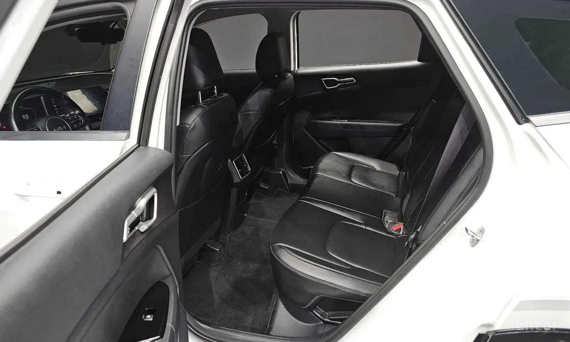 Фото 11 - Kia Sportage