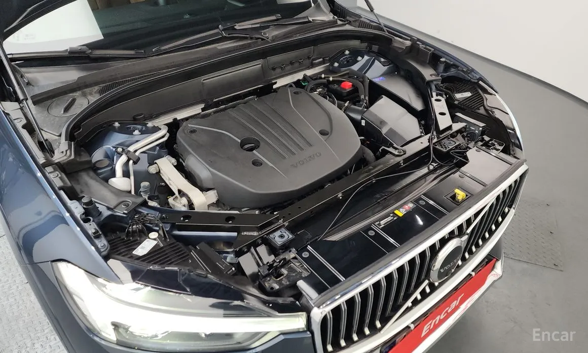 Фото 6 - Volvo XC60